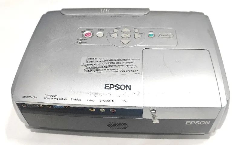 Projetor Epson S4 Powerlite + Conversor HDMI Para Igrejas, Palestras e Telão  - Foto 3