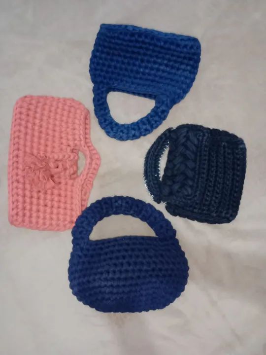 Bolsa de crochê em fio de malha