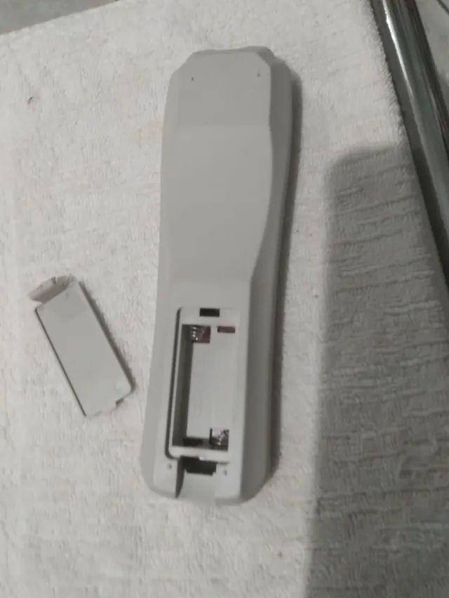 Controle dvd cougar  - Foto 2