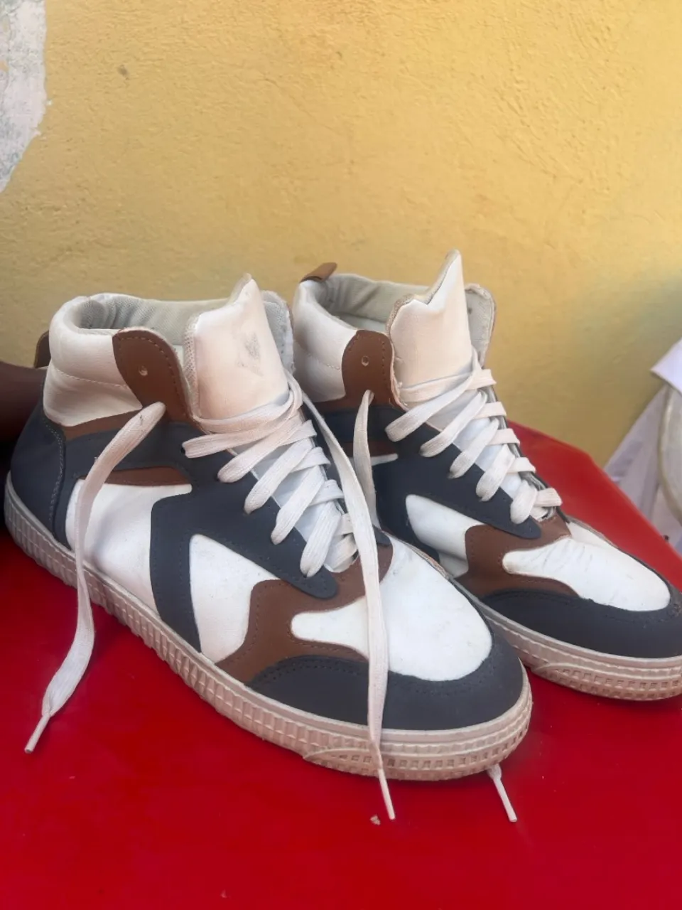 Vendo ténis número 42