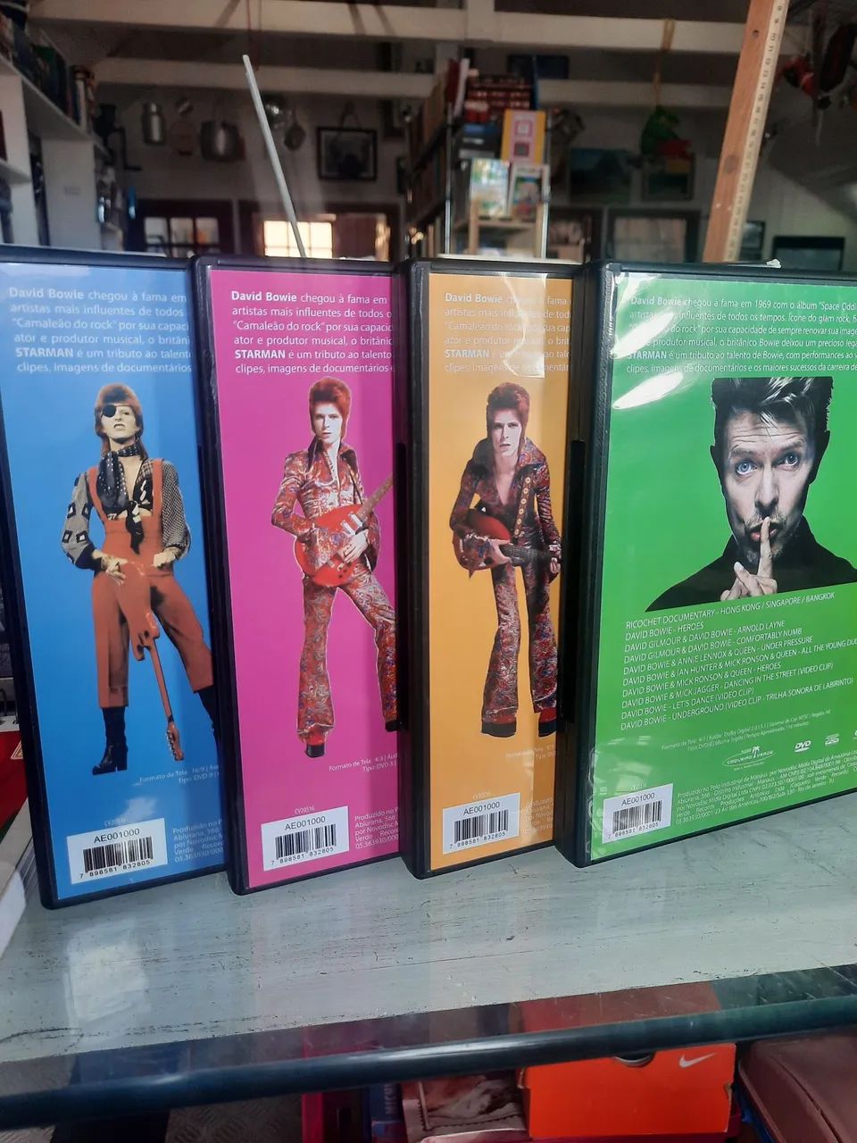 Box original DVD David Bowie 4 discos **leia a descrição** - DVD