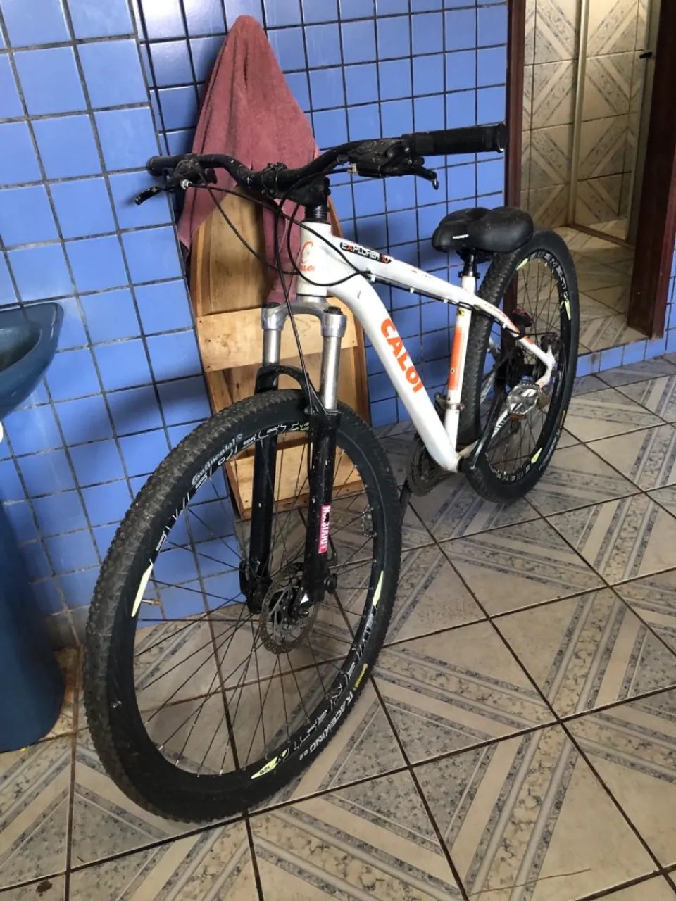 Bicicleta Caloi Explorer 10 aro 29 peças ximano 