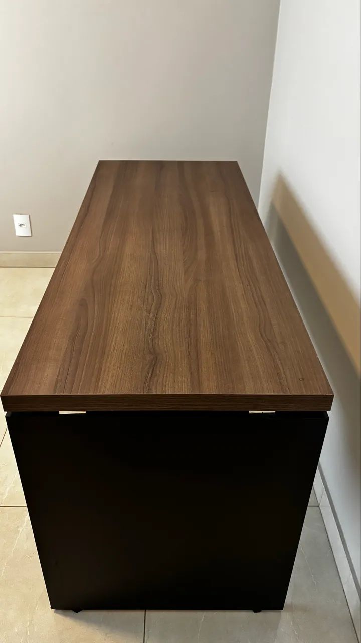 Mesa escritório reta com gavetas - Foto 3