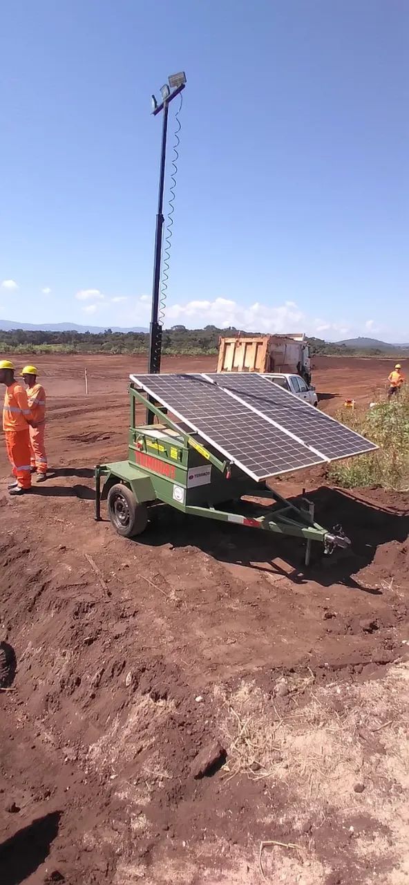 TORRE DE ILUMINAÇÃO SOLAR - Foto 4