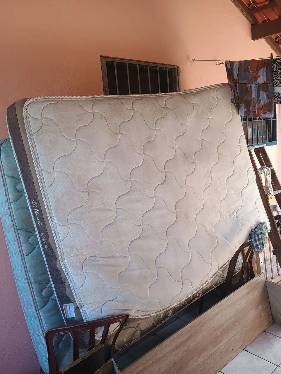Colchão de casal em ótimo estado! - Foto 5