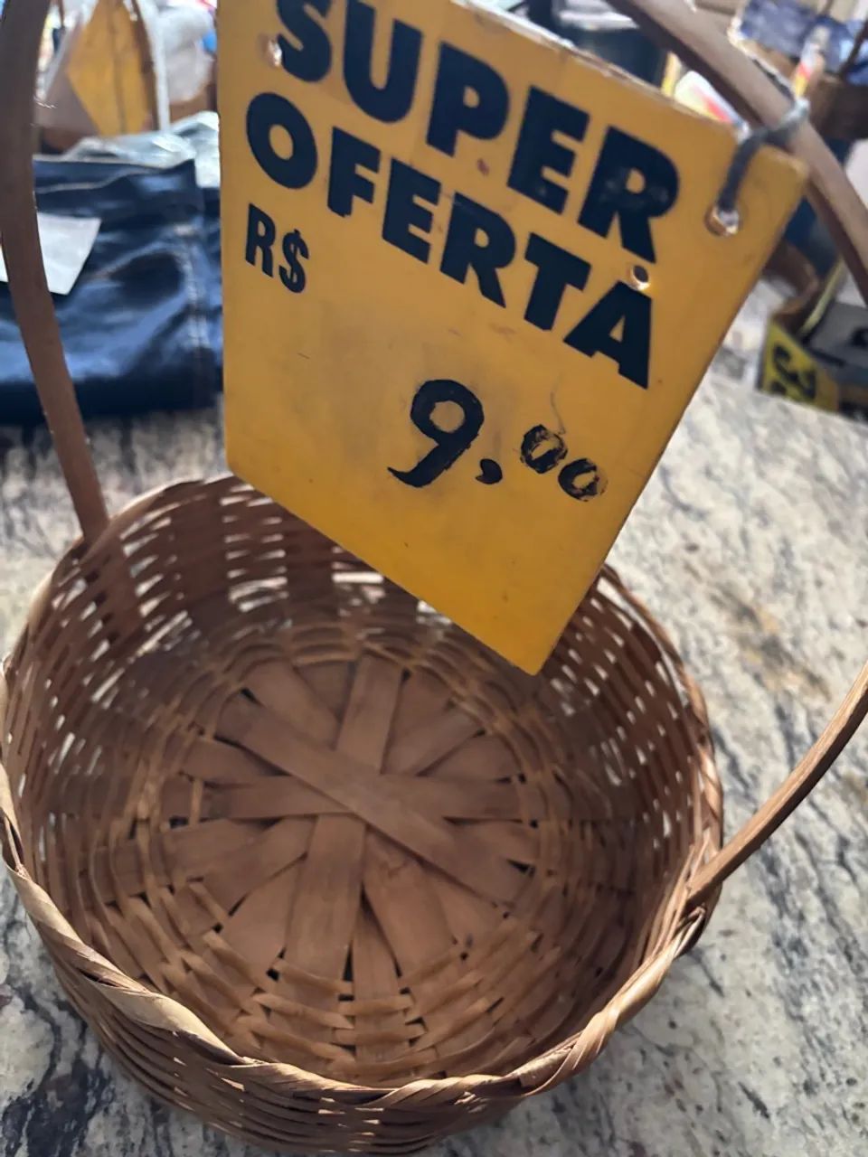 Cesta para café da manhã em Vime: Super Oferta, só 9 reais cada unidade 