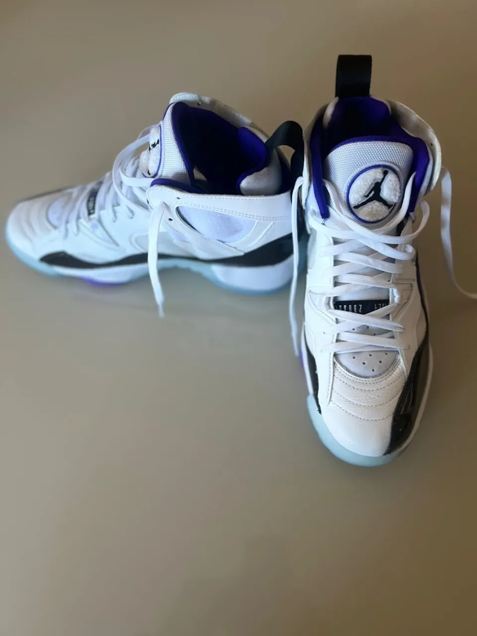 Tênis Jordan 41