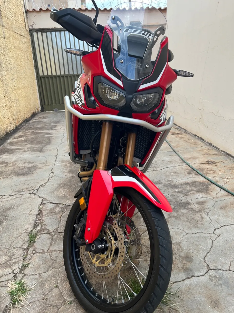 Vendo Africa twin 2020 ABAIXO DA TABELA
