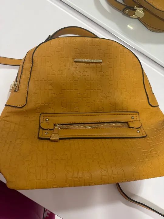 Mochila Feminina Amarela Anna Hickman