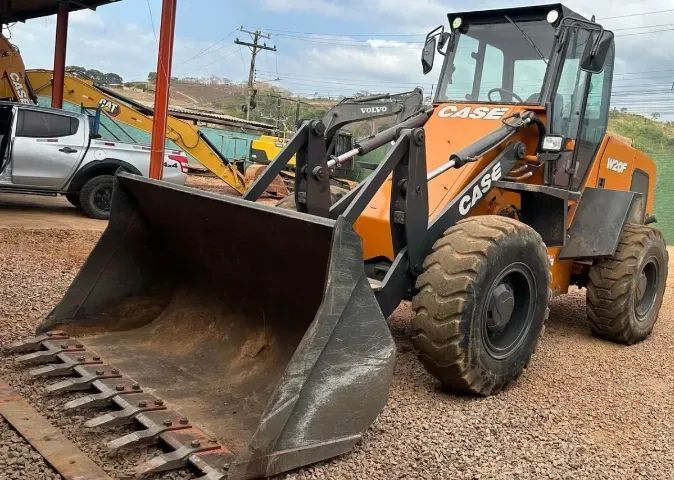 pa carregadeira w20f