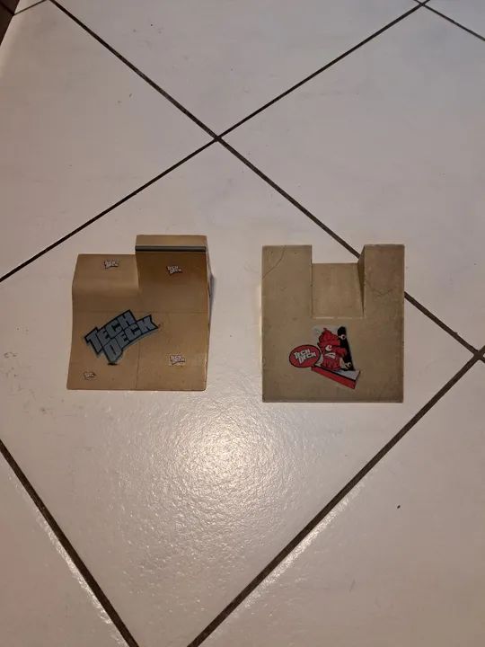 Duas rampas Tech Deck