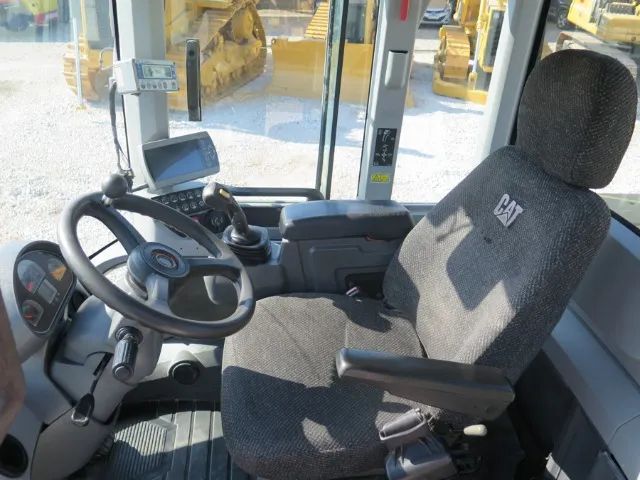 Pá carregadeira Caterpillar 938K 2014 revisada - Foto 4