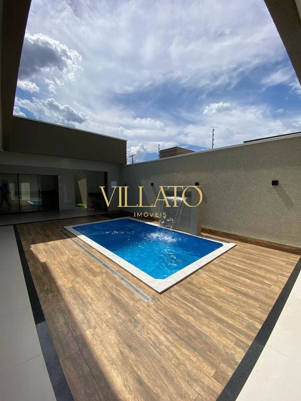 Linda Casa a venda 3Q sendo 2 suite com Piscina - Barravento em Goiânia. - Foto 2