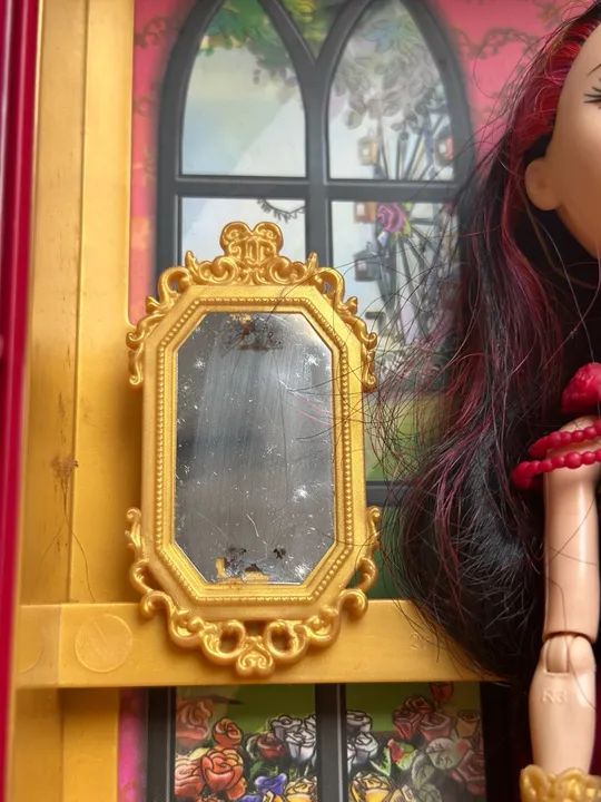 Boneca Ever After High - Lizzie  - Foto 4