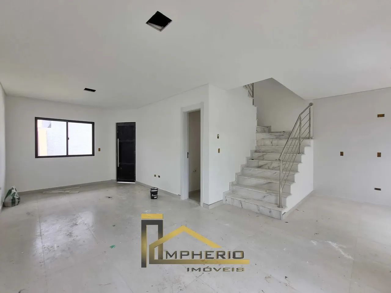 Imperdível! Casa à venda em Curitiba-PR, Uberaba: 3 quartos, 1 suíte, 3 salas, 1 vaga e 12 - Foto 5