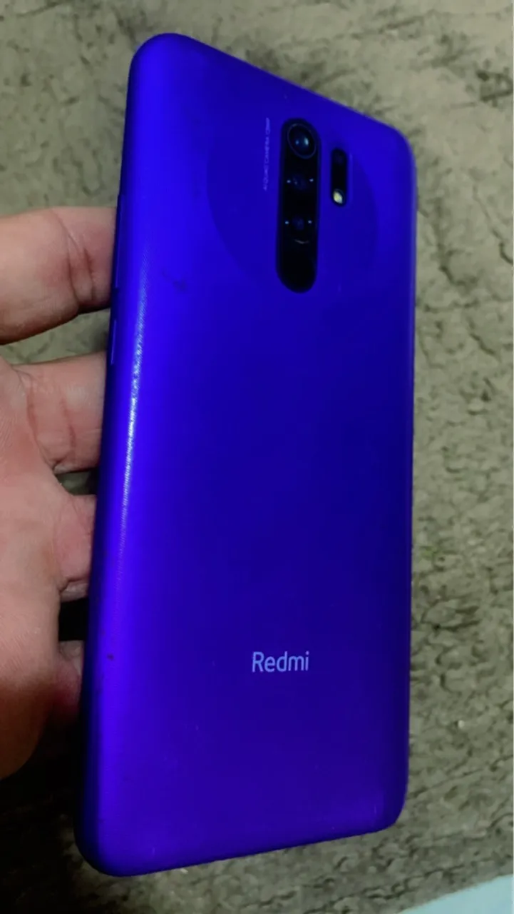Vendo Redmi 9 funcionando 100% preço negociável