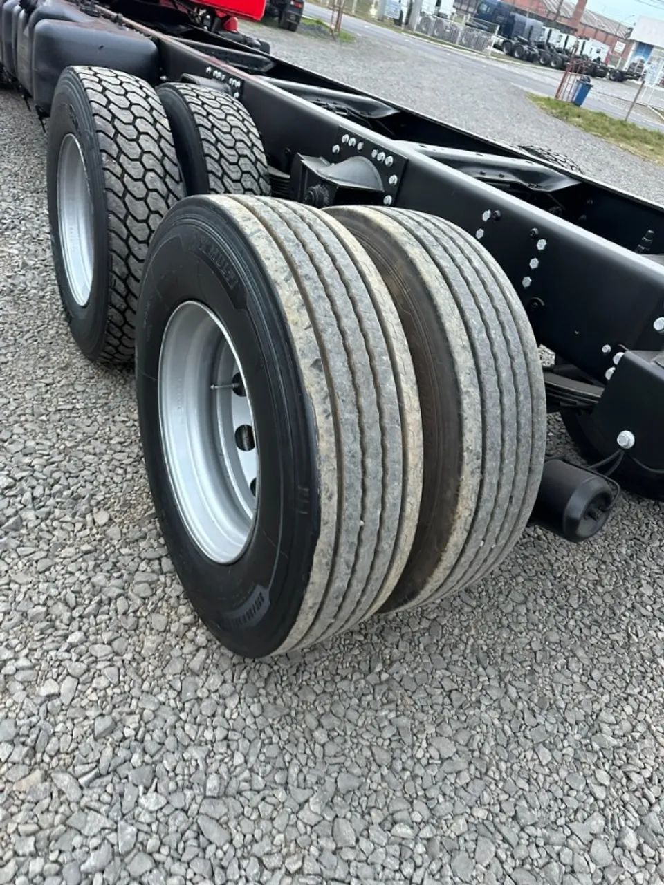 MB 1620 eletrônico ano 2009 leito truck - filé n 24250 2425 vm 260 2422 2428 cargo constel - Foto 9