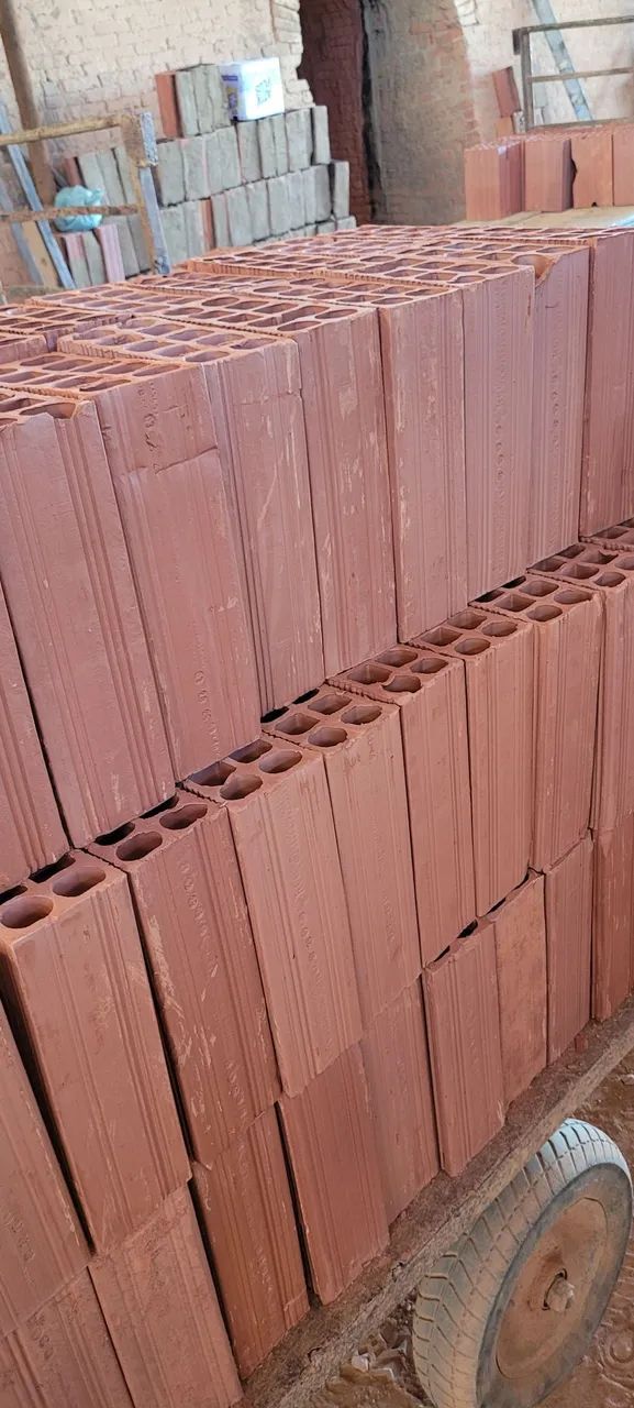 Tijolo Cerâmico 10 furos - Foto 2