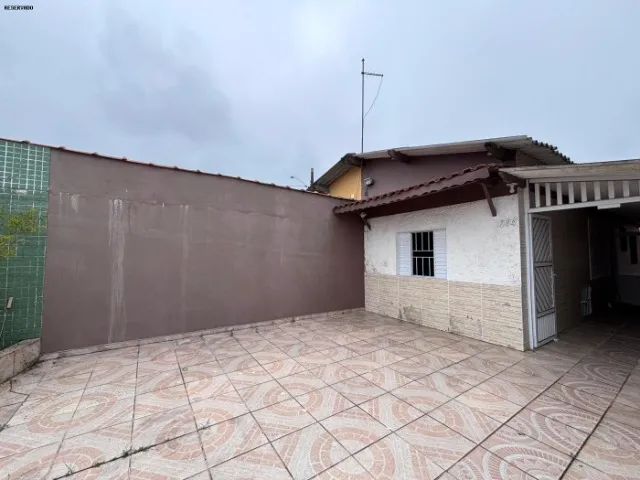 Casa no bairro Florida Mirim em Mongaguá, para locação fixo no litoral sul de São Paulo