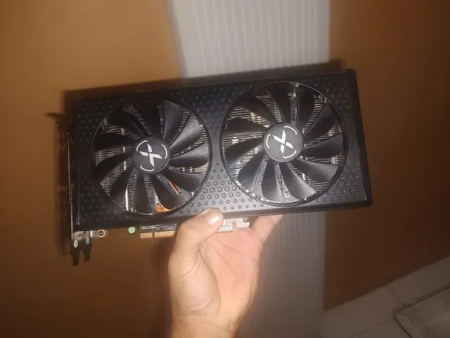 Placa de video RX 6650XT XFX