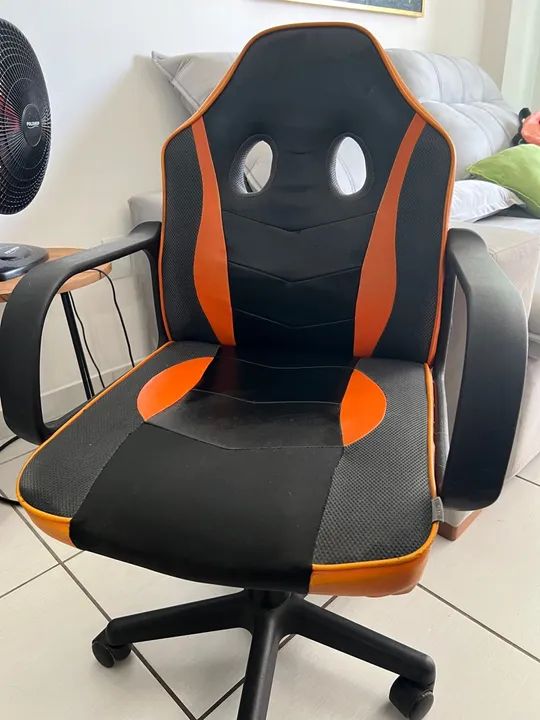 Cadeira Gamer infantil regulável Tok&Stok  - Foto 4