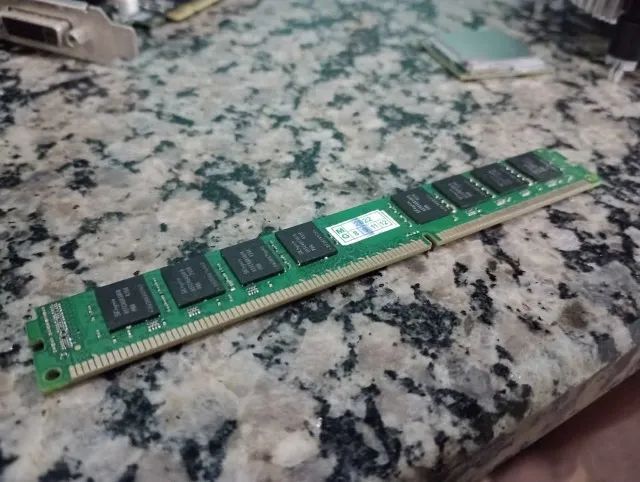 Kingston 8GB DDR3 RAM Memory64302739480322120
