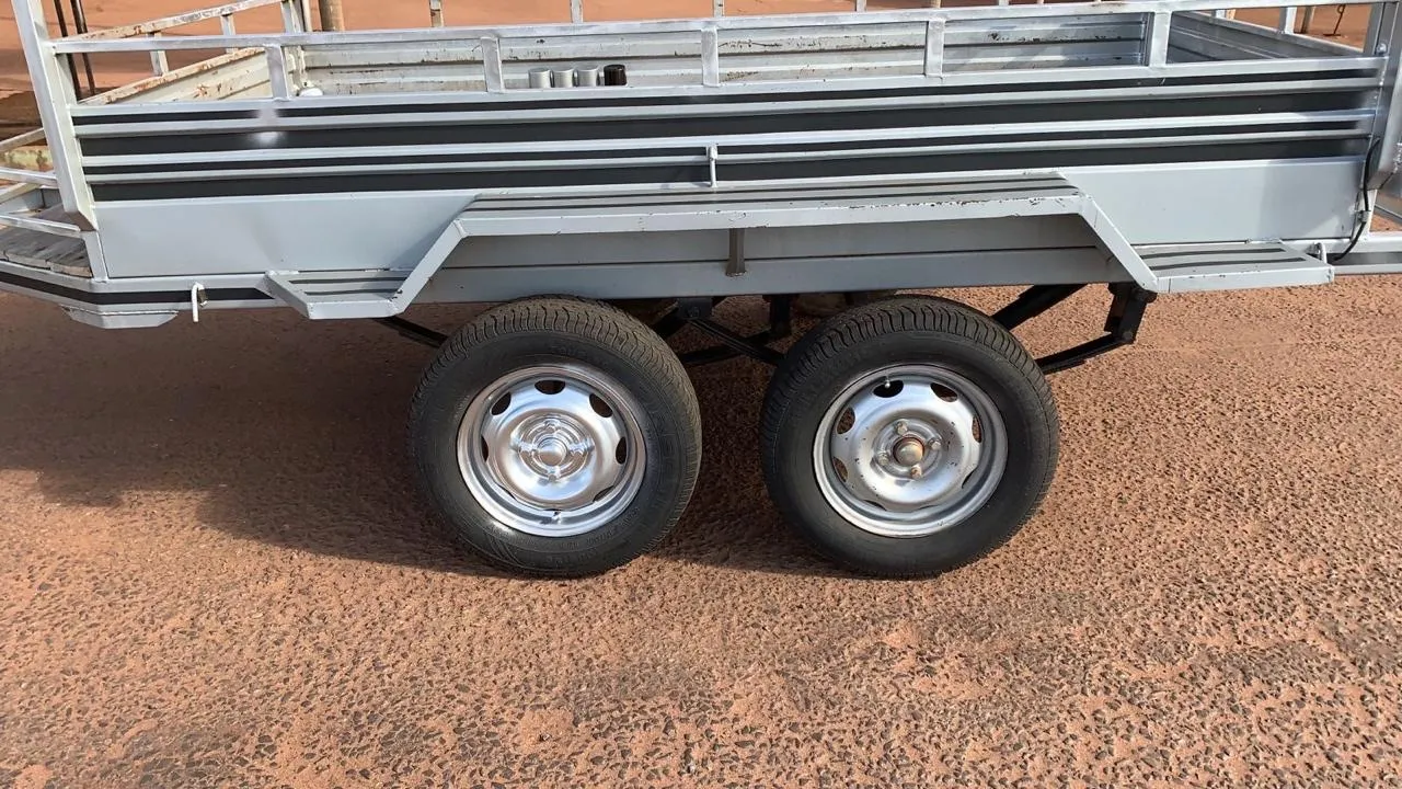 Carretinha Reforçada com Rodado Duplo