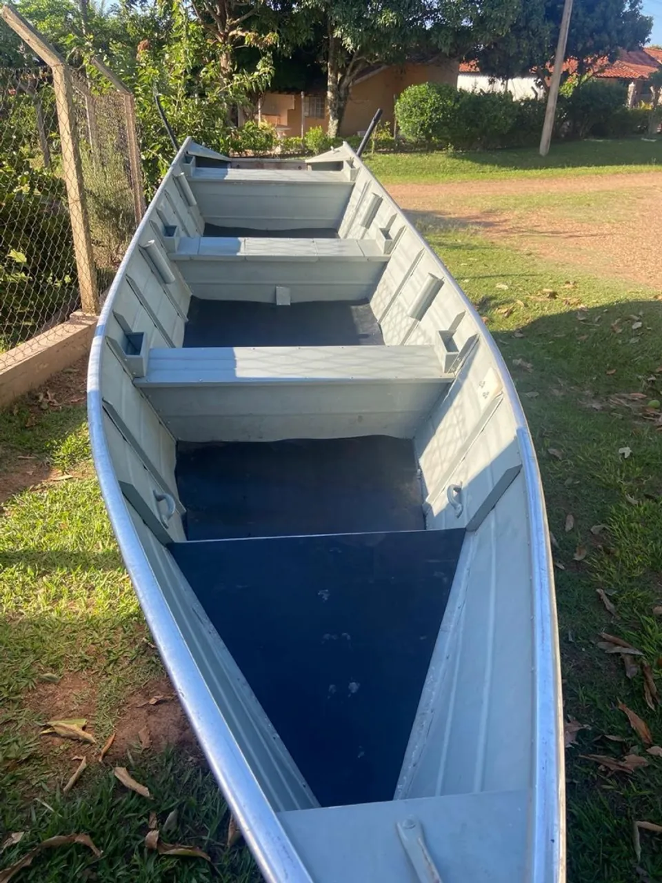 barco 6 metros borda alta - Barcos e aeronaves no Brasil