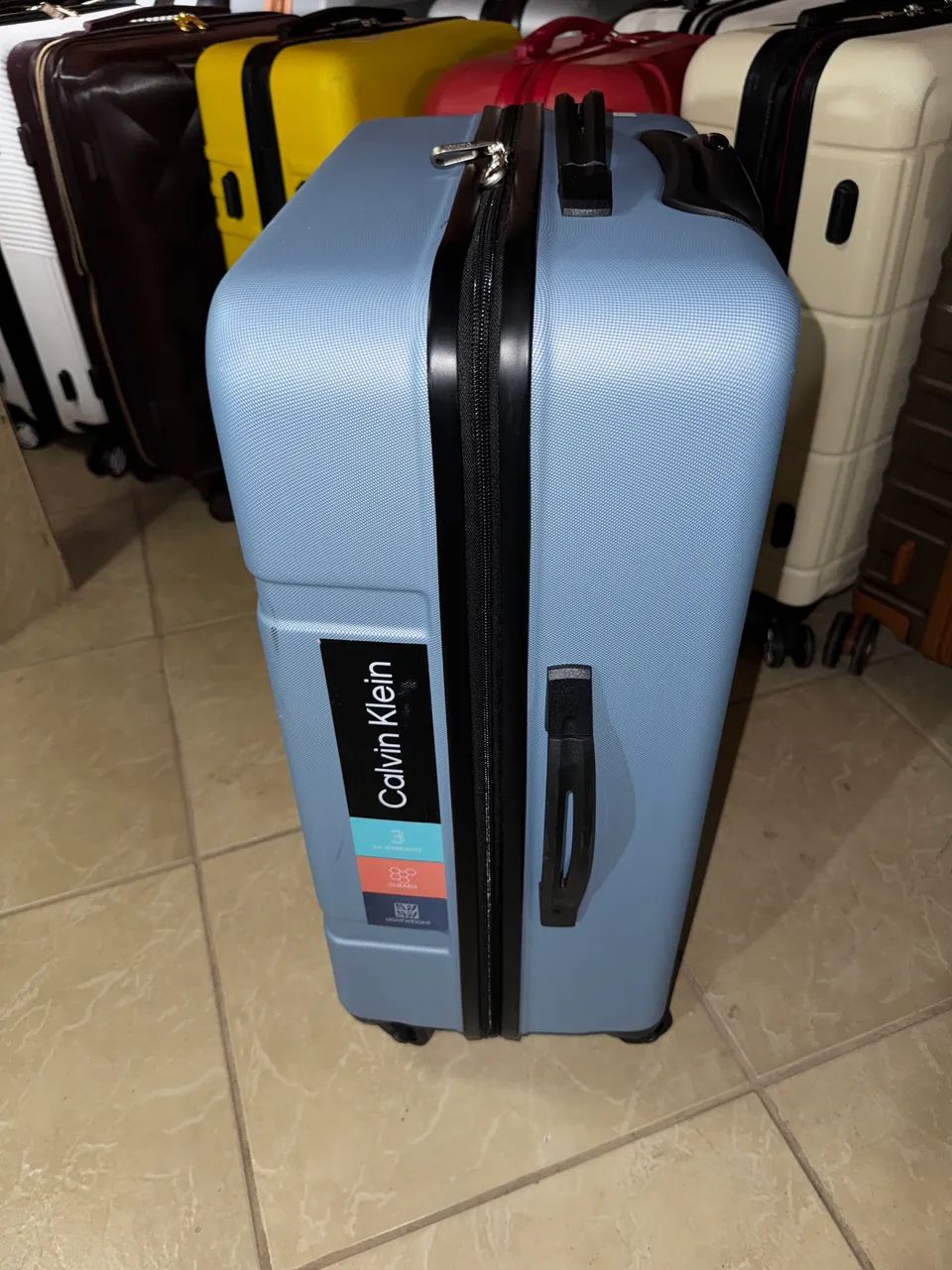Mala de Viagem Calvin Klein usada 1 vez 23kg  - Foto 3