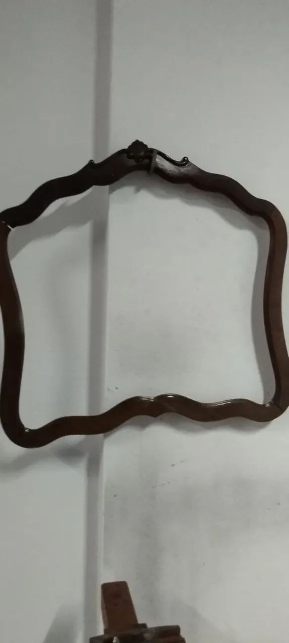 Moldura de madeira para espelho
