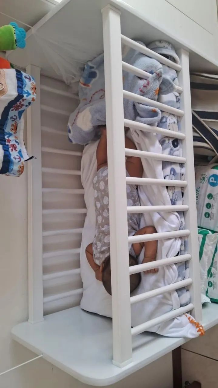 Berço Infantil Branco com Rodinhas - Foto 2