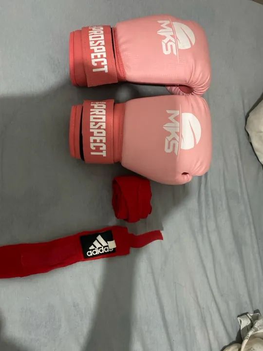 Luva de boxe/ Muay Thai NOVA