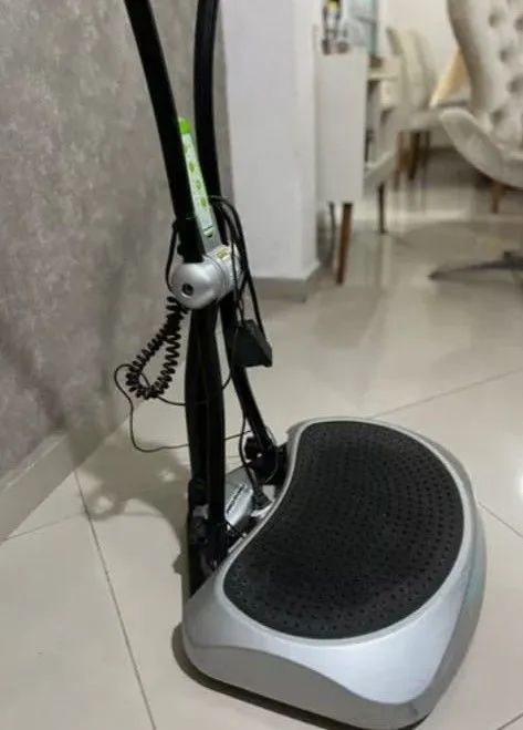 Plataforma Vibratória Pro-form Usada