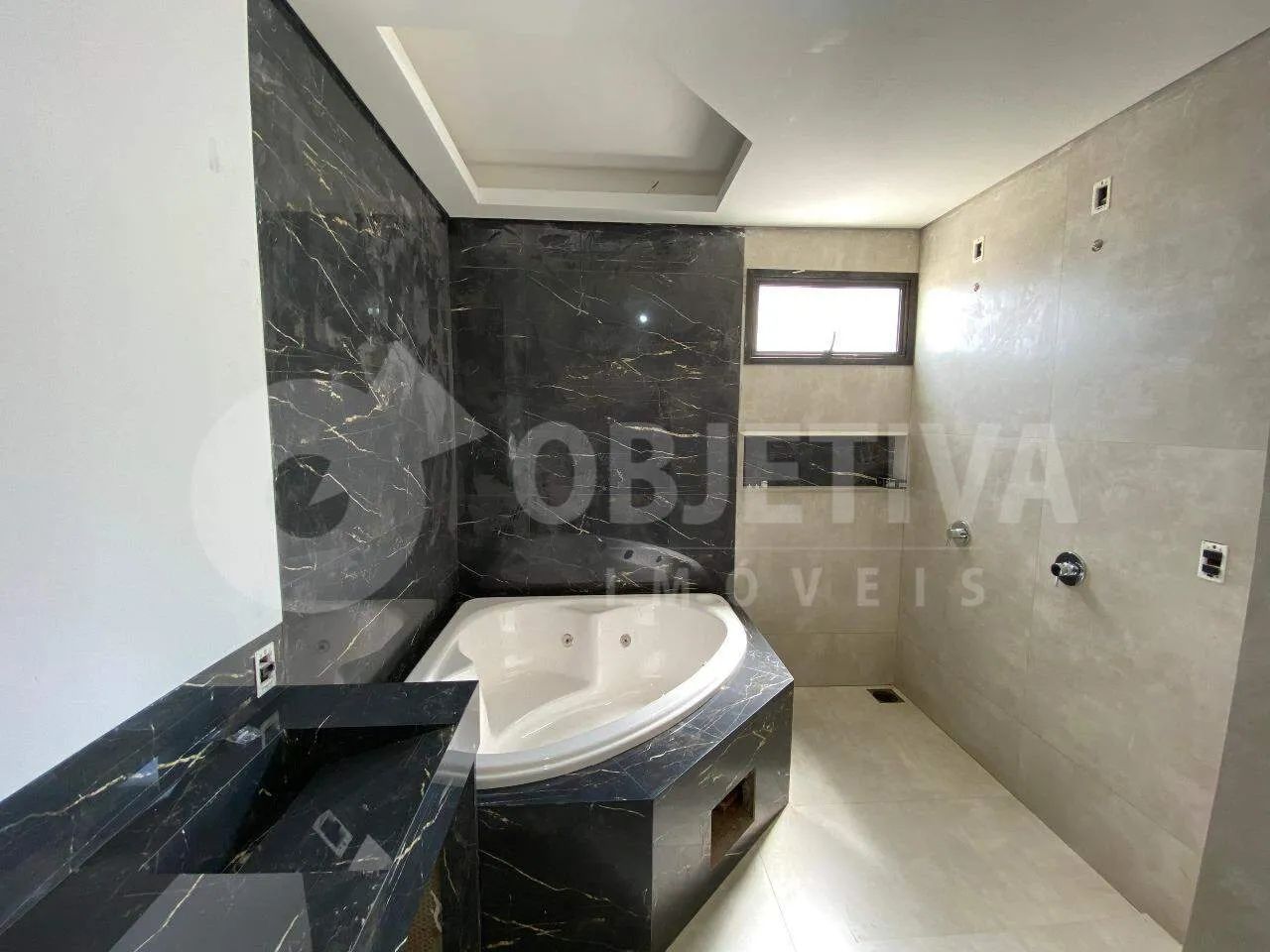 Casa em Condomínio à venda, 5 quartos, 5 suítes, 4 vagas, Varanda Sul - UBERLANDIA/MG - Foto 4