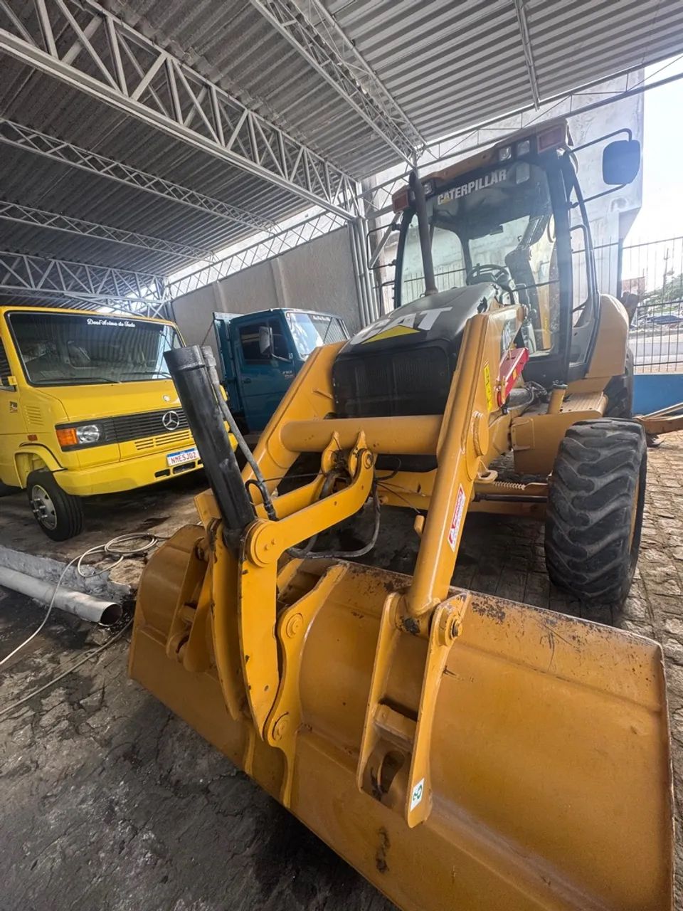 Trator Caterpillar 416E ANO 2013 - Foto 3