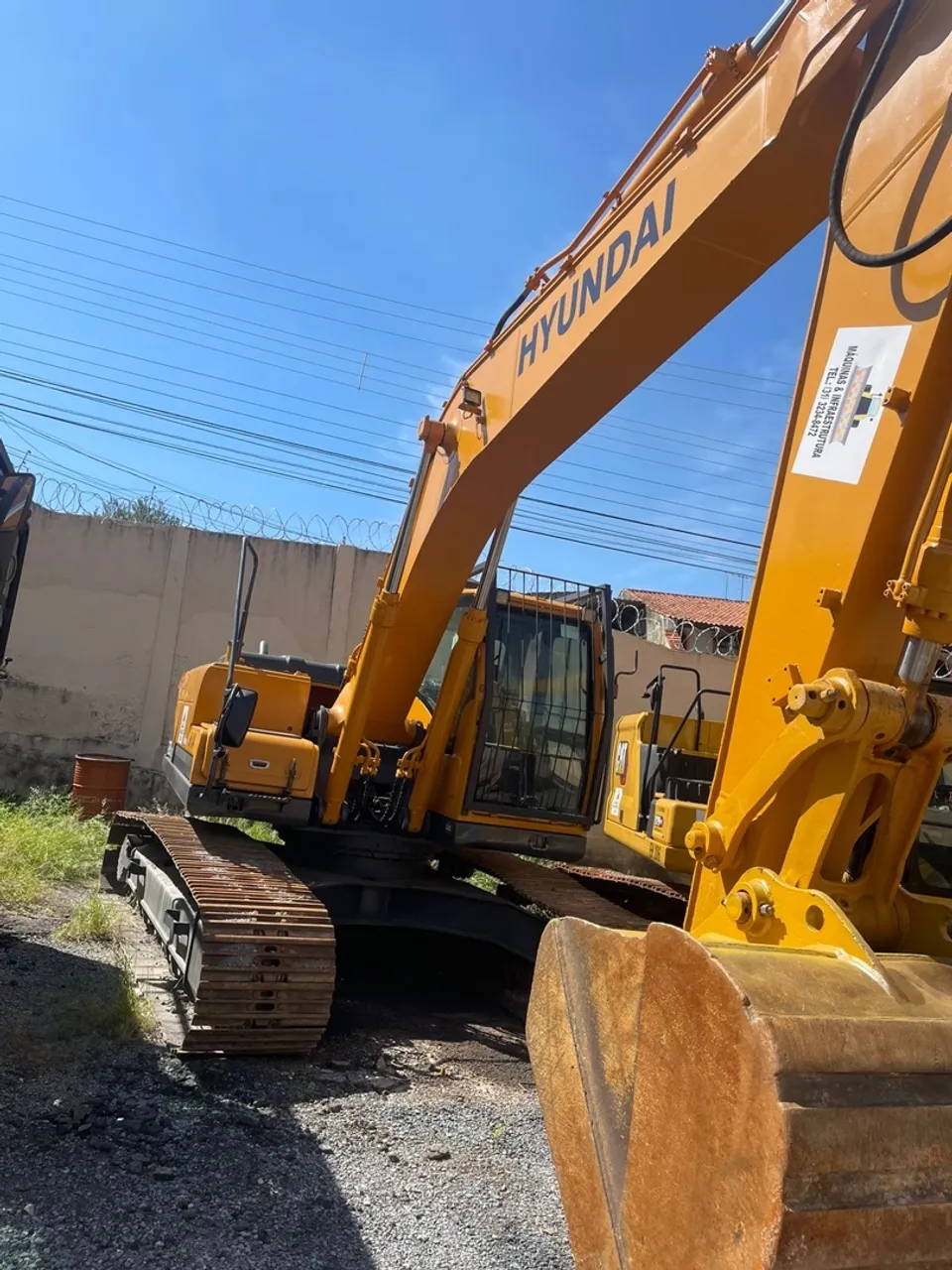 Escavadeira Hidráulica Hyundai 220
