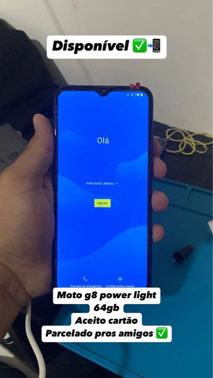 Moto g8 power light