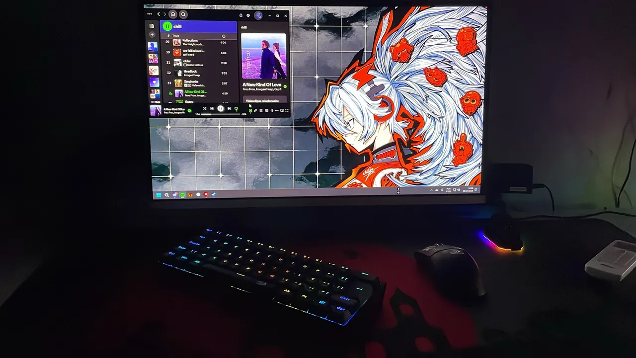 Setup Gamer Completo - PC, Teclado e Mouse monitor
