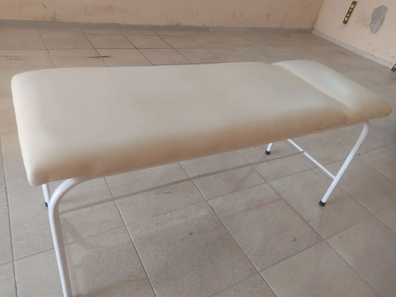 Macas de madeira para consultório médico - Foto 3