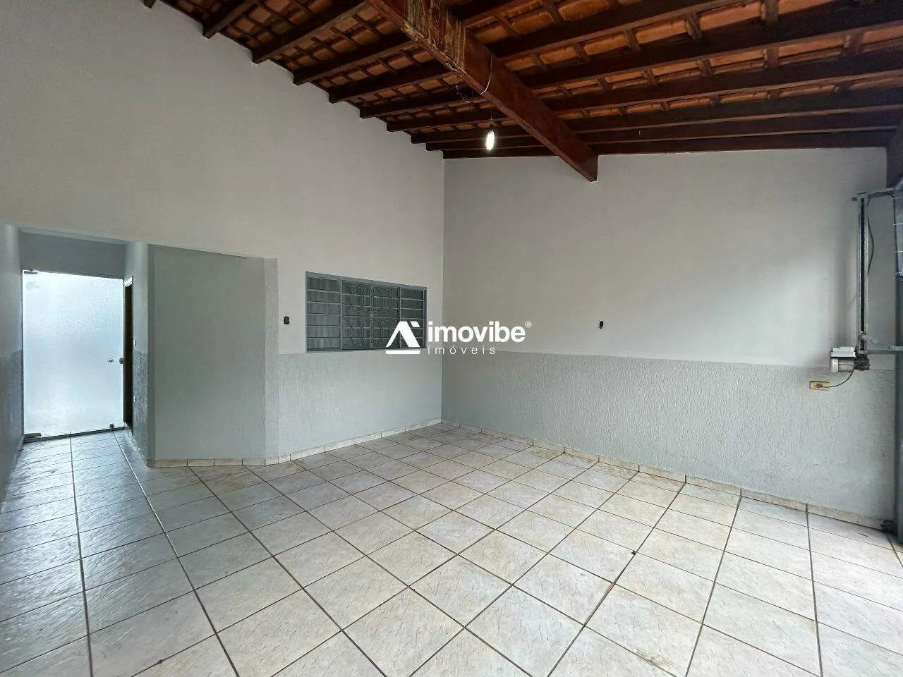 Casa a Venda com 02 dormitórios, Jardim São Francisco, Santa Bárbara Do Oeste- SP