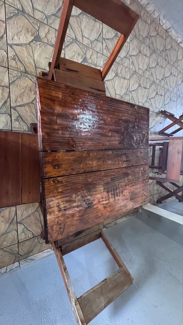 Jogo de mesa madeira 