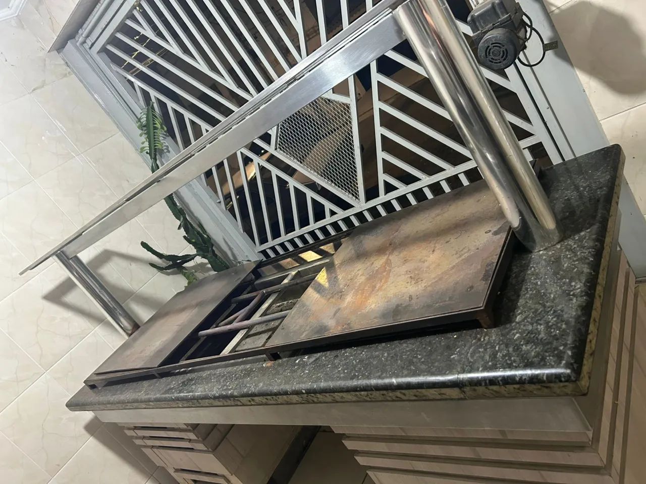 Buffet a Gás com Mármore e Chapa