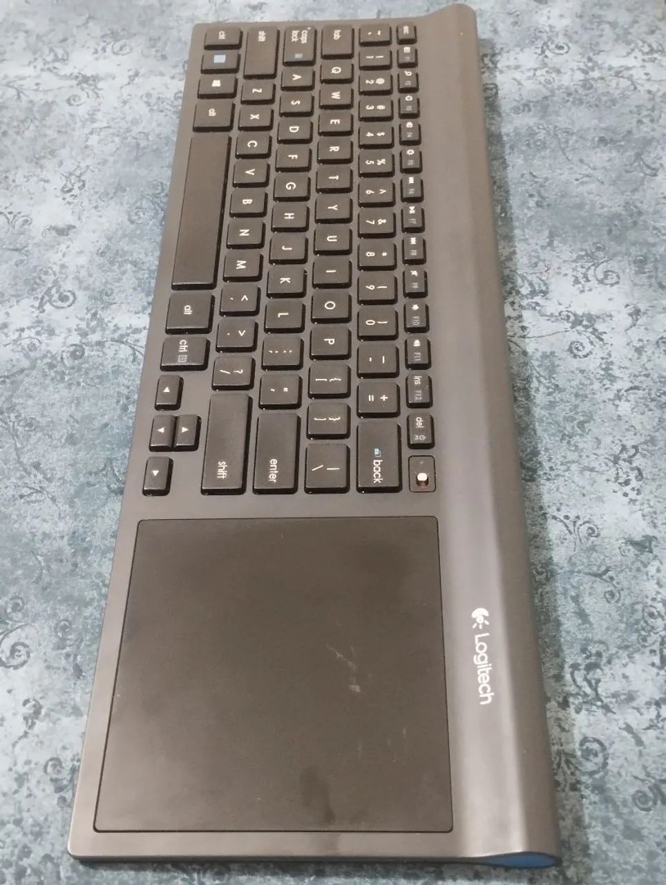Teclado multifuncional sem fio Logitech TK820 com touchpad - Foto 4