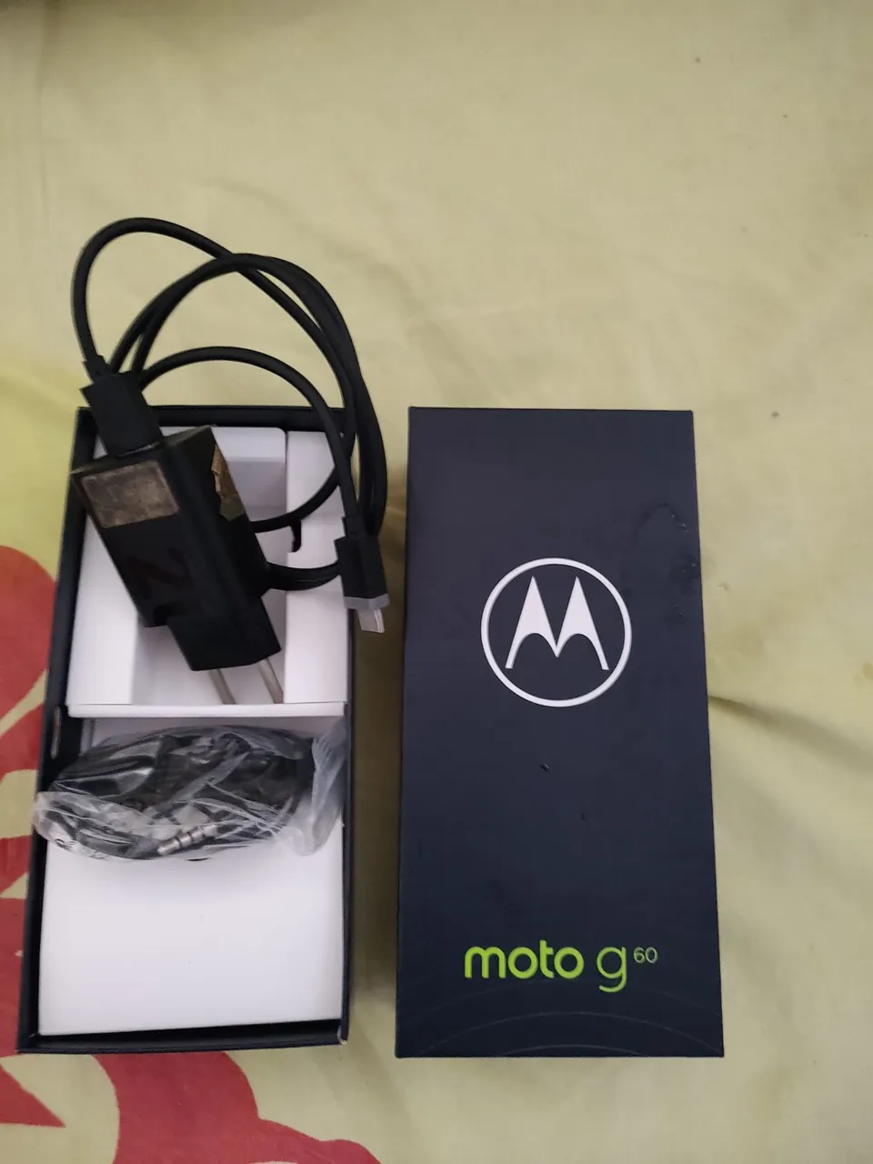 Moto g60 em estado de zero