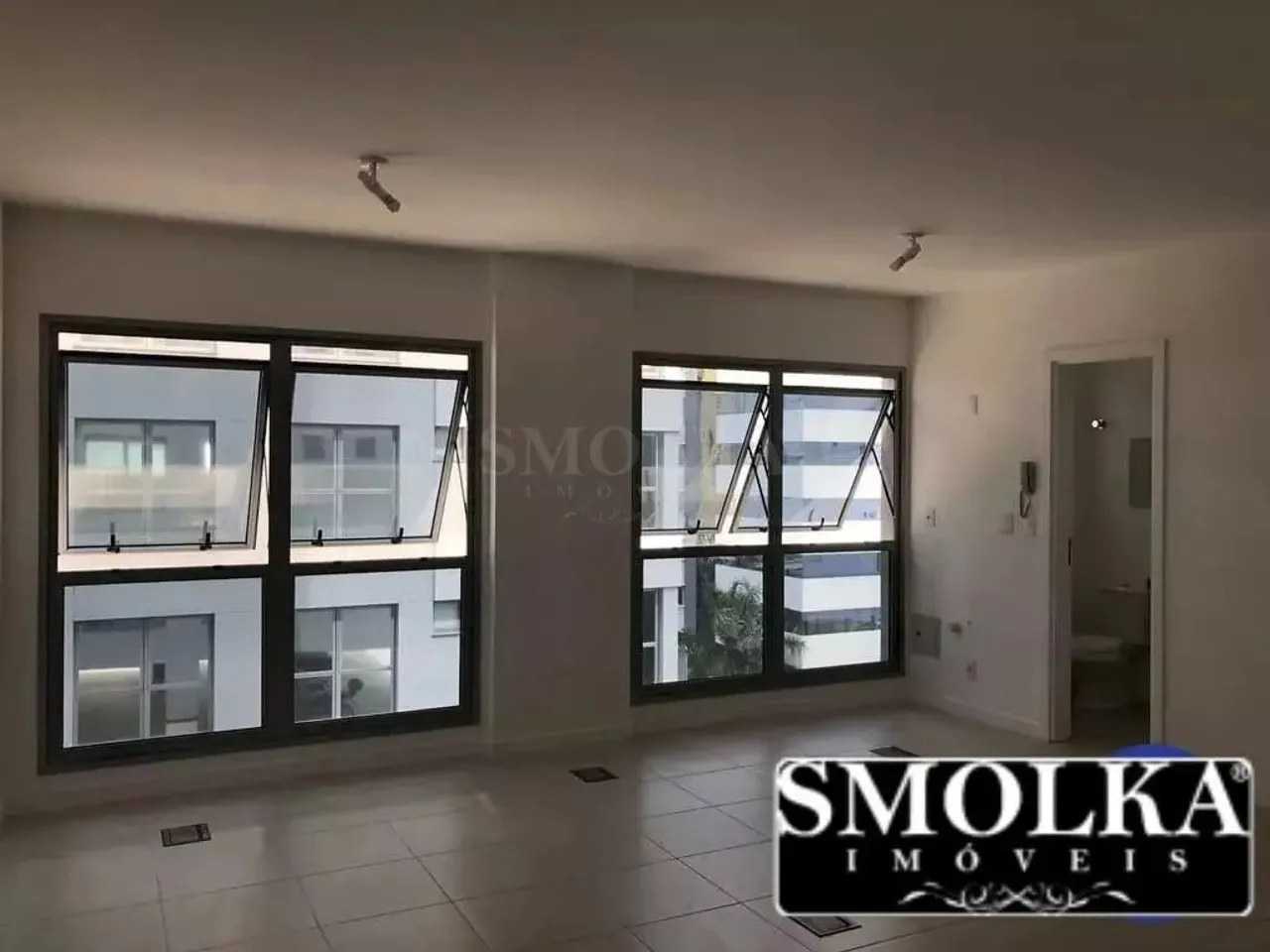 Salas/Conjuntos à venda 35,22 m², 1 vaga, Itacorubi - Florianópolis/SC