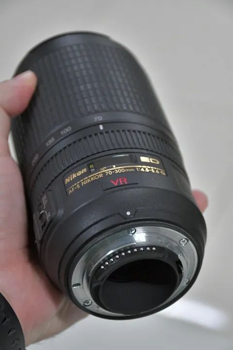 Lente Nikon 70-300mm f/4.5-5.6 ED VR - Foto 2
