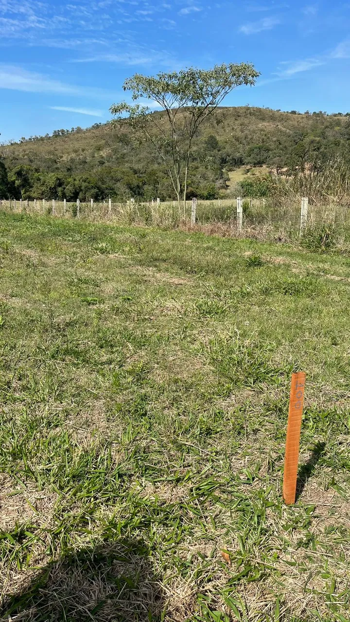 Casa de condomínio para venda tem 1000 metros quadrados em Figueiras - Alumínio - SP