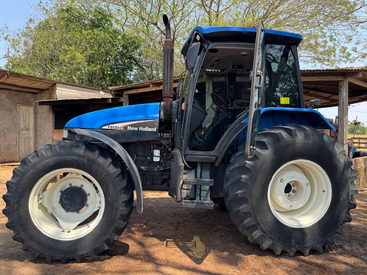 Tratores e máquinas agrícolas - Nova Vida, Ariquemes, Outras Cidades -  Rondônia