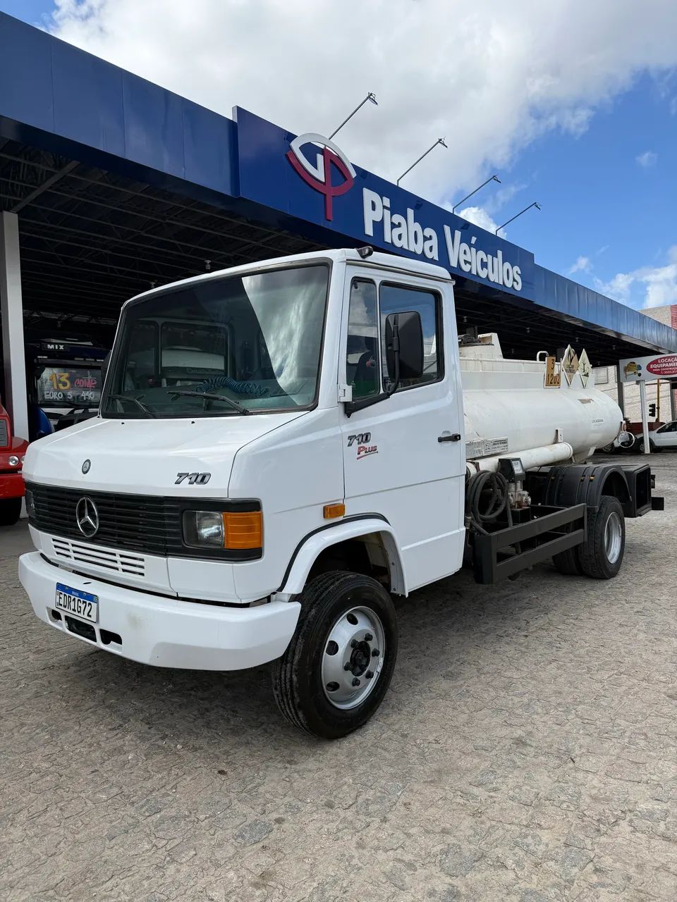 MB 710 Plus c/ tanque de combustível 