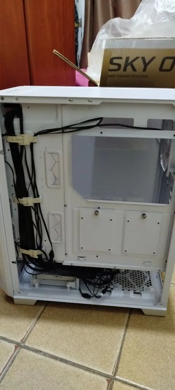 Gabinete de PC Branco Montech Sky One Lite - Foto 3